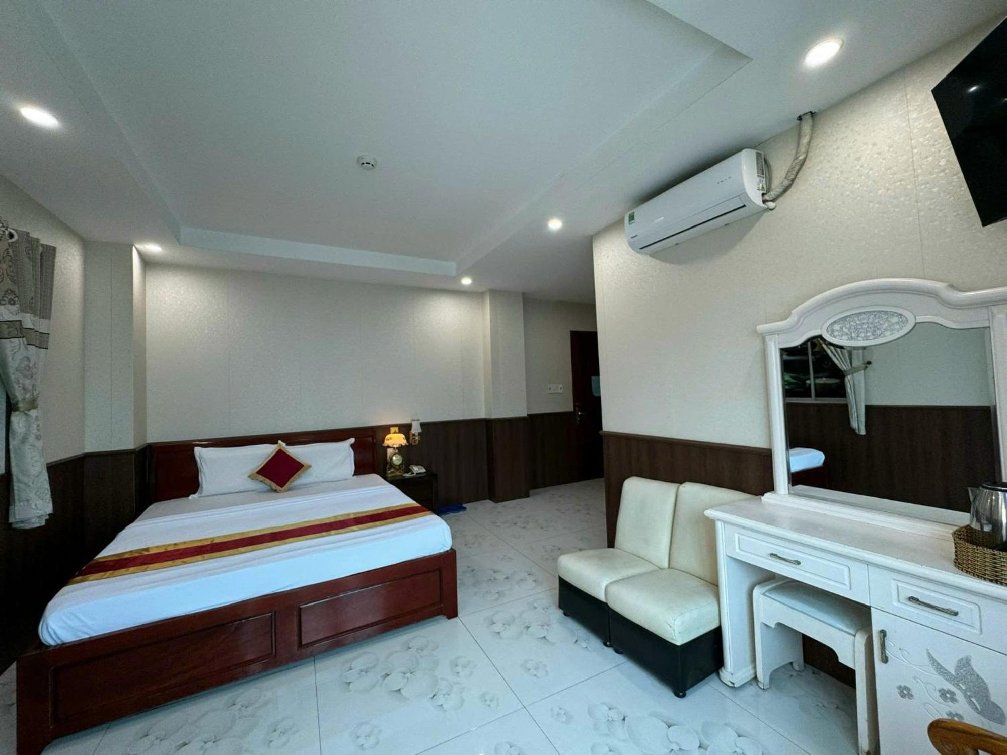Thanh Dat Hotel Bac Lieu Экстерьер фото